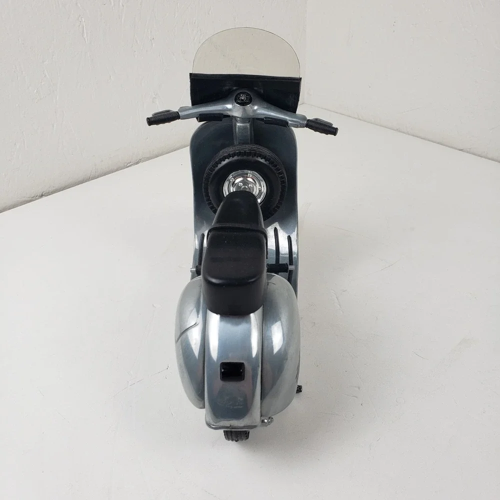 NewRay Vespa 150 GS 1:12 Scale Silver Diecast Toy Scooter Motorcycle Model 57863